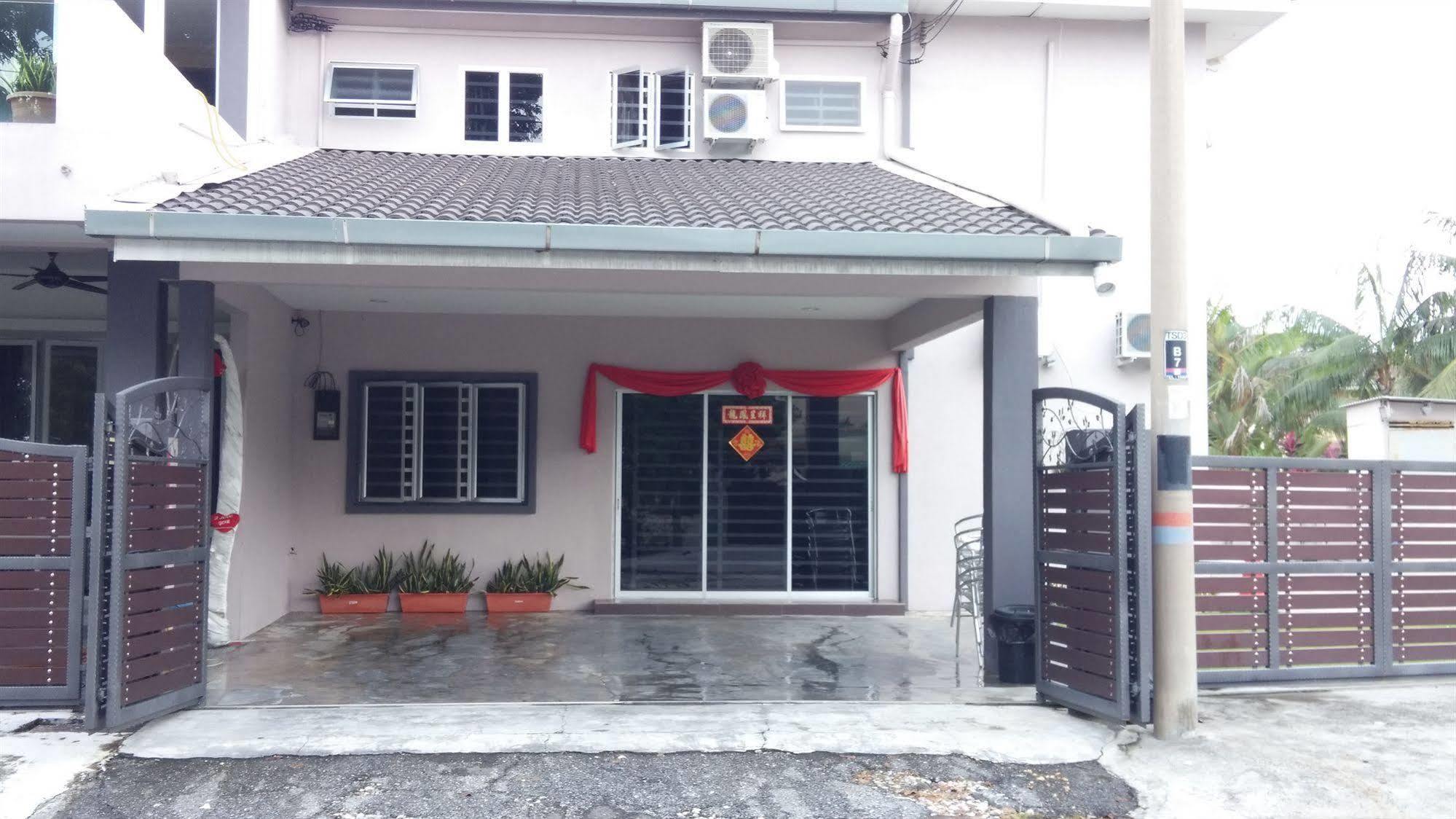 Bercham Vacation House อิโปห์ ภายนอก รูปภาพ